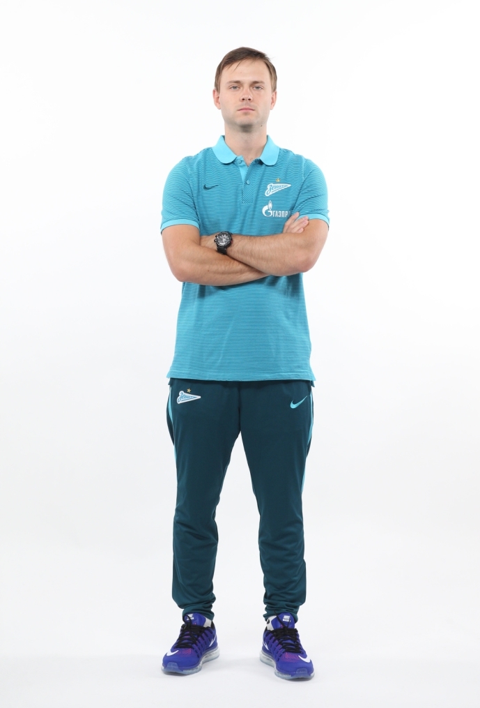 Фотосессия футболистов и тренеров основного состава ФК «Зенит» сезона 2016/2017