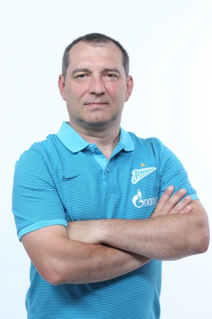 Фотосессия футболистов и тренеров основного состава ФК «Зенит» сезона 2016/2017