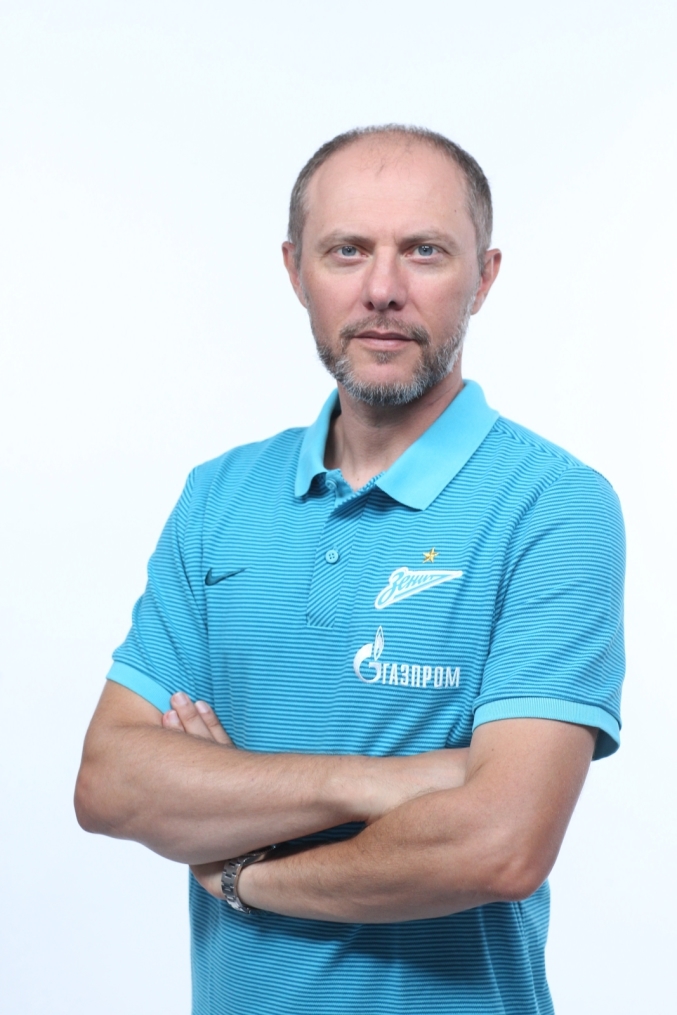 Фотосессия футболистов и тренеров основного состава ФК «Зенит» сезона 2016/2017