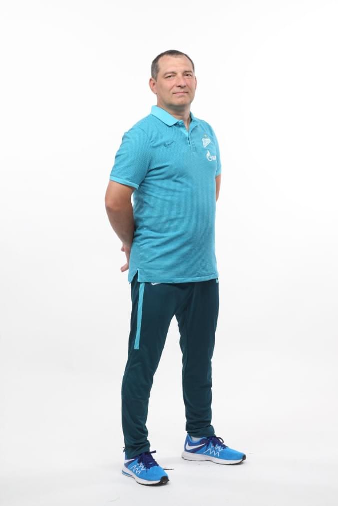 Фотосессия футболистов и тренеров основного состава ФК «Зенит» сезона 2016/2017