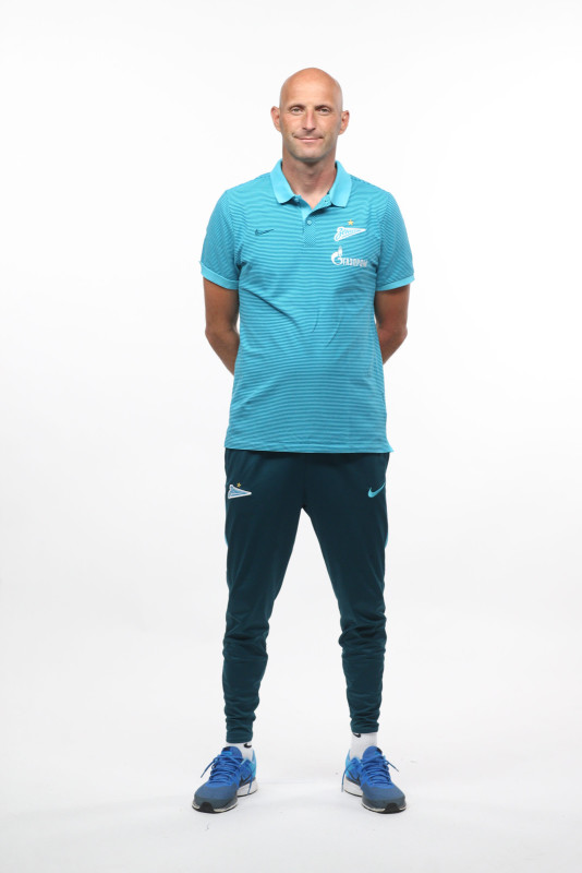 Фотосессия футболистов и тренеров основного состава ФК «Зенит» сезона 2016/2017