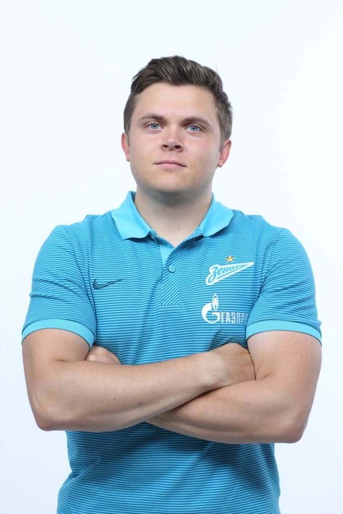 Фотосессия футболистов и тренеров основного состава ФК «Зенит» сезона 2016/2017