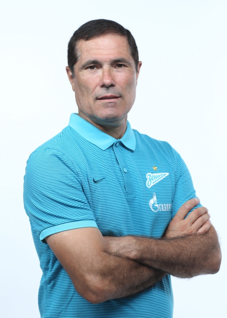 Фотосессия футболистов и тренеров основного состава ФК «Зенит» сезона 2016/2017