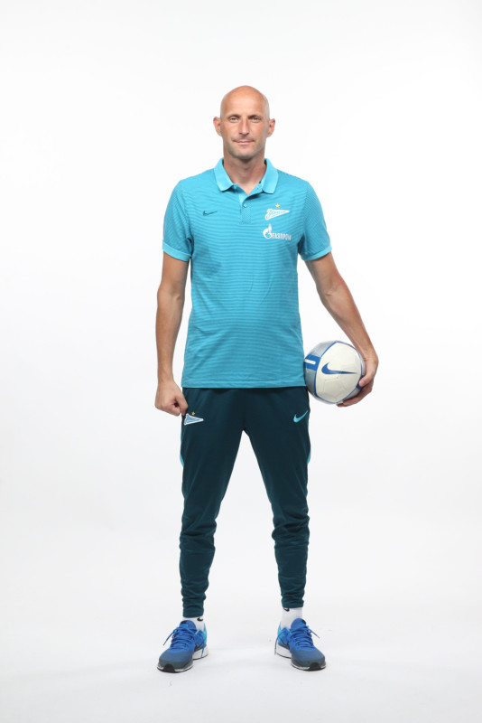 Фотосессия футболистов и тренеров основного состава ФК «Зенит» сезона 2016/2017