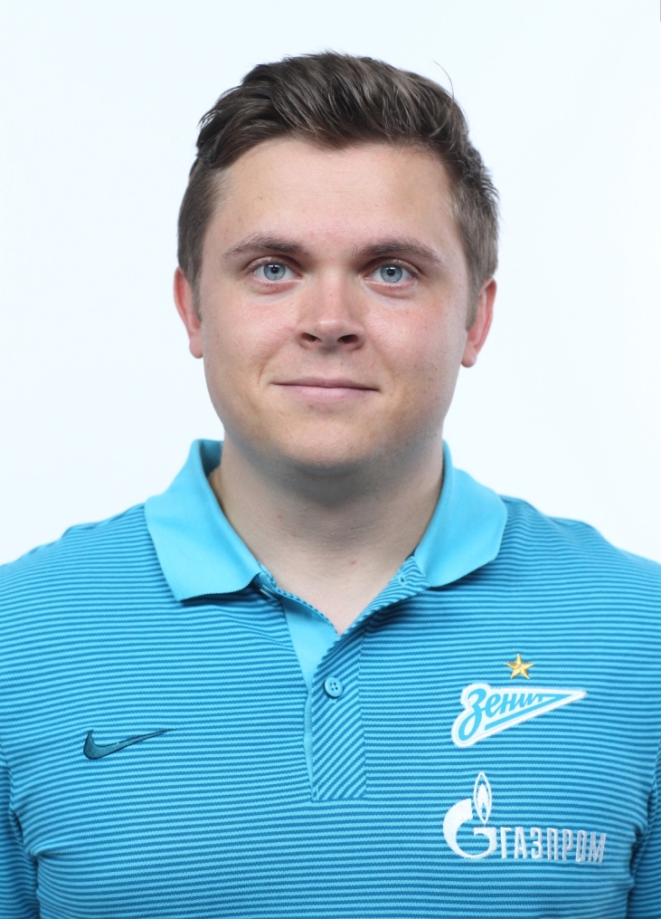 Фотосессия футболистов и тренеров основного состава ФК «Зенит» сезона 2016/2017