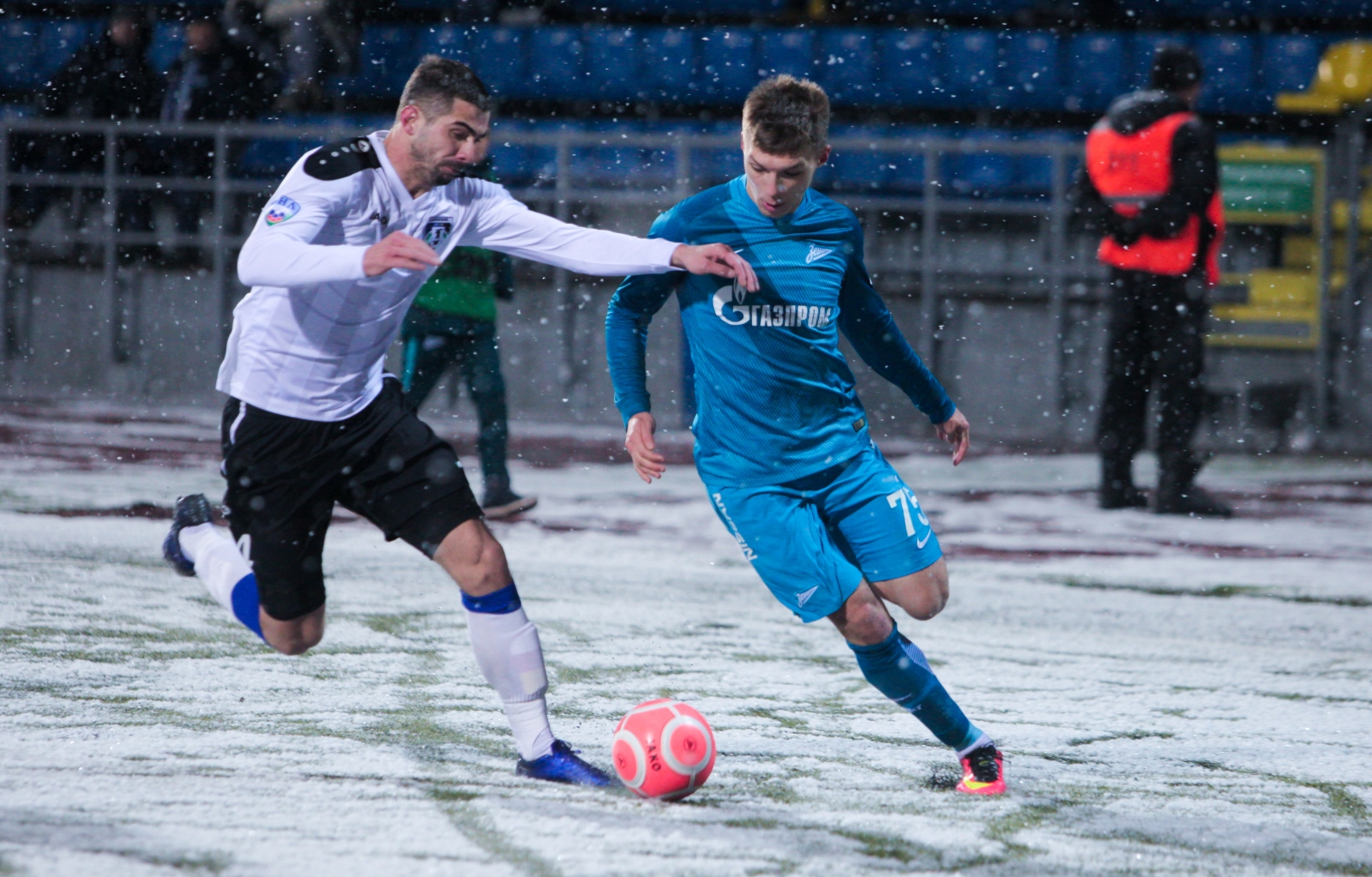 ФОНБЕТ-Первенство России среди команд клубов ФНЛ, «Зенит»-2 — «Шинник»