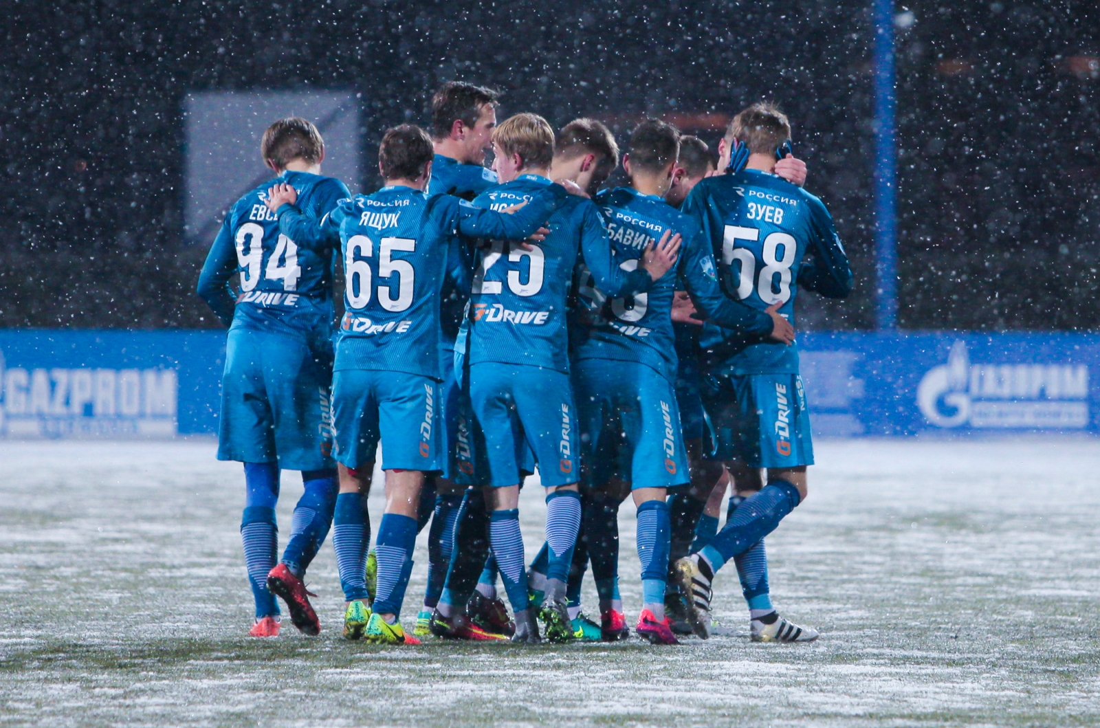 ФОНБЕТ-Первенство России среди команд клубов ФНЛ, «Зенит»-2 — «Шинник»