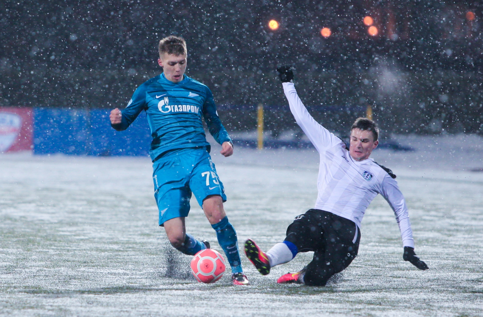 ФОНБЕТ-Первенство России среди команд клубов ФНЛ, «Зенит»-2 — «Шинник»