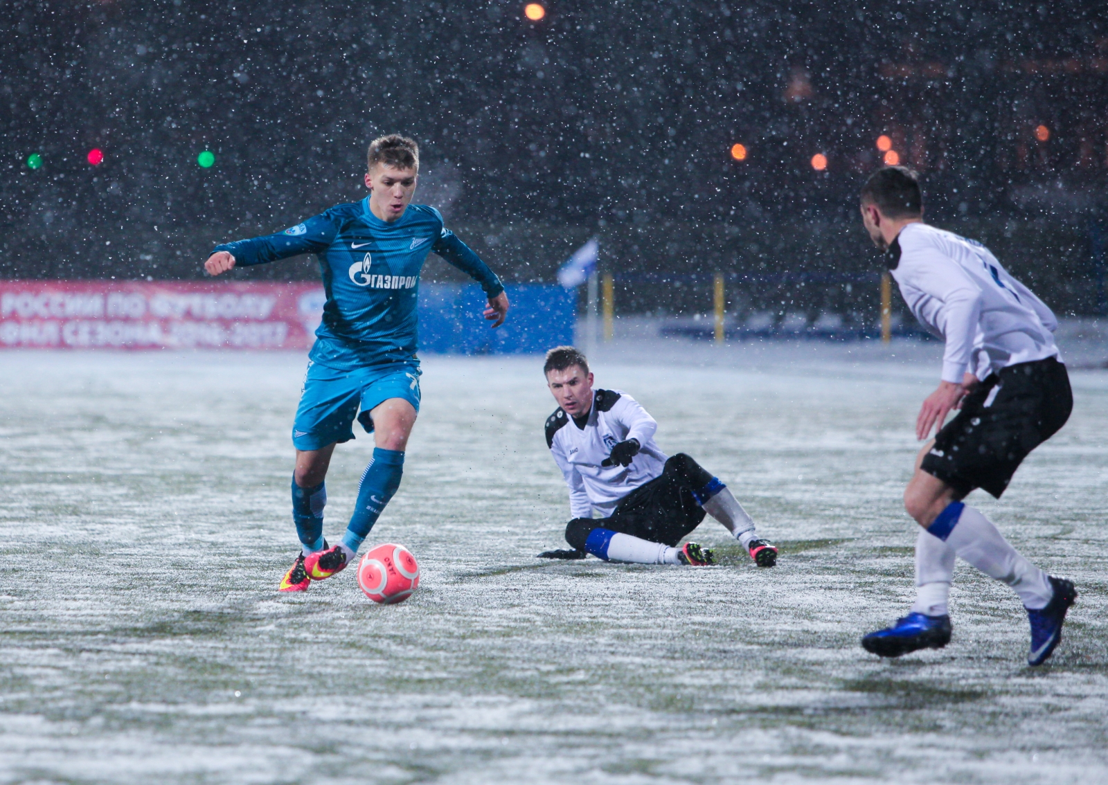 ФОНБЕТ-Первенство России среди команд клубов ФНЛ, «Зенит»-2 — «Шинник»