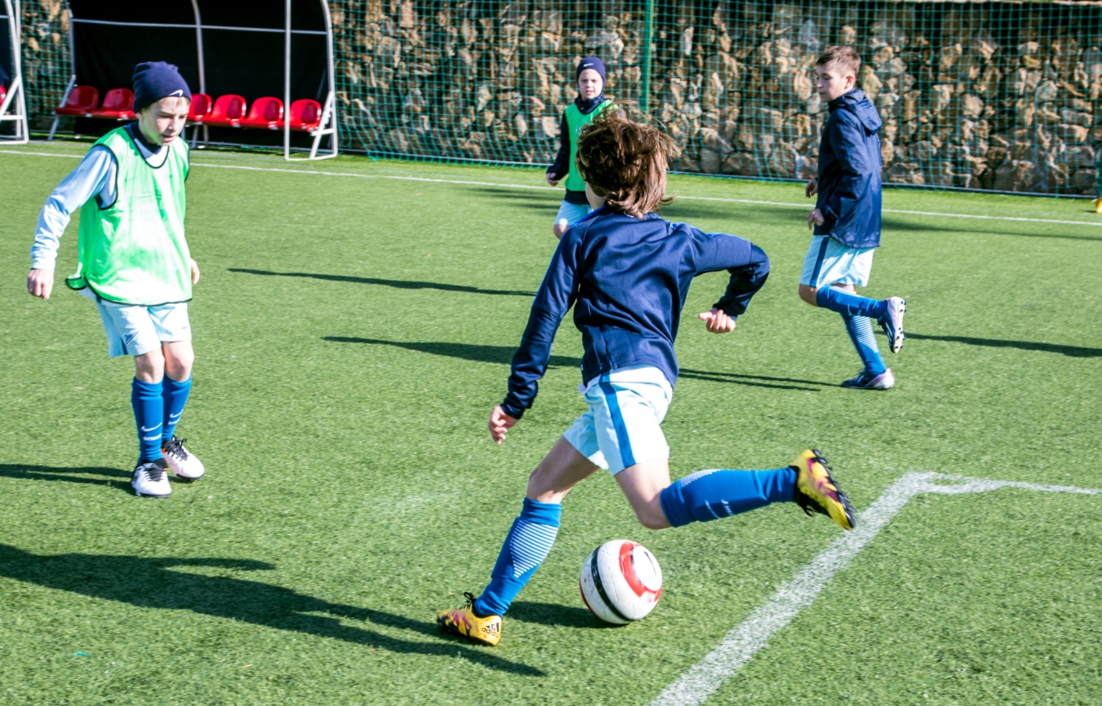 Тренировочный лагерь для победителей «Большого фестиваля футбола»: фоторепортаж из Сочи