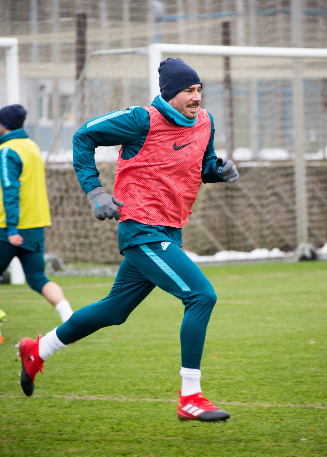 Тренировка сине-бело-голубых перед матчем с «Крыльями Советов»: фоторепортаж из «Газпром — тренировочного центра»