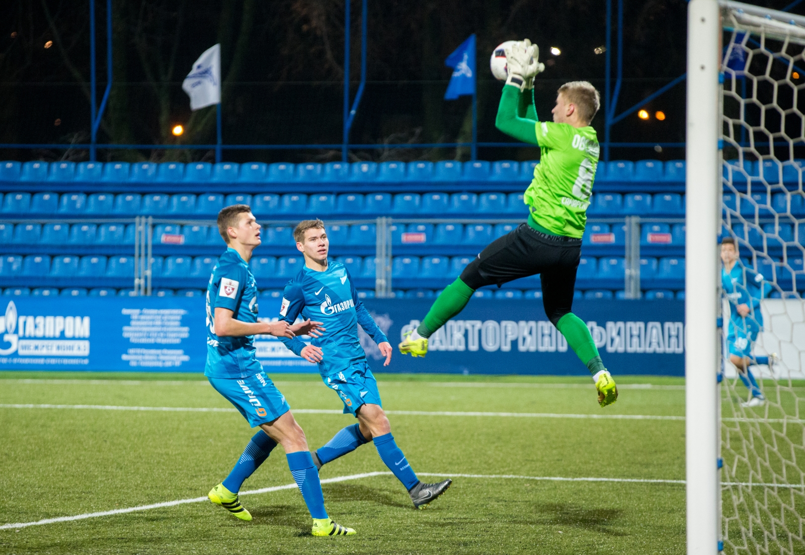 РОССГОСТРАХ-Чемпионат России 2016/17, 14-й тур, «Зенит»-м — «Крылья Советов»-м