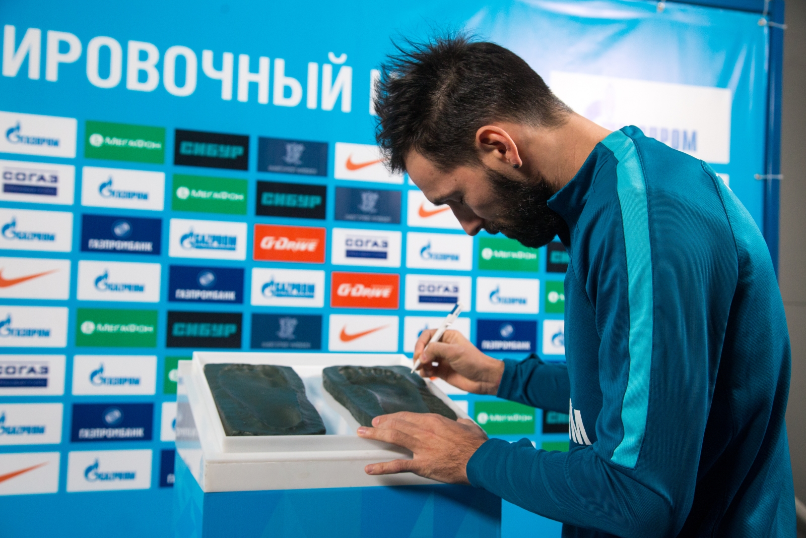 Данни и Николас Ломбертс вошли в Аллею славы «Зенита»