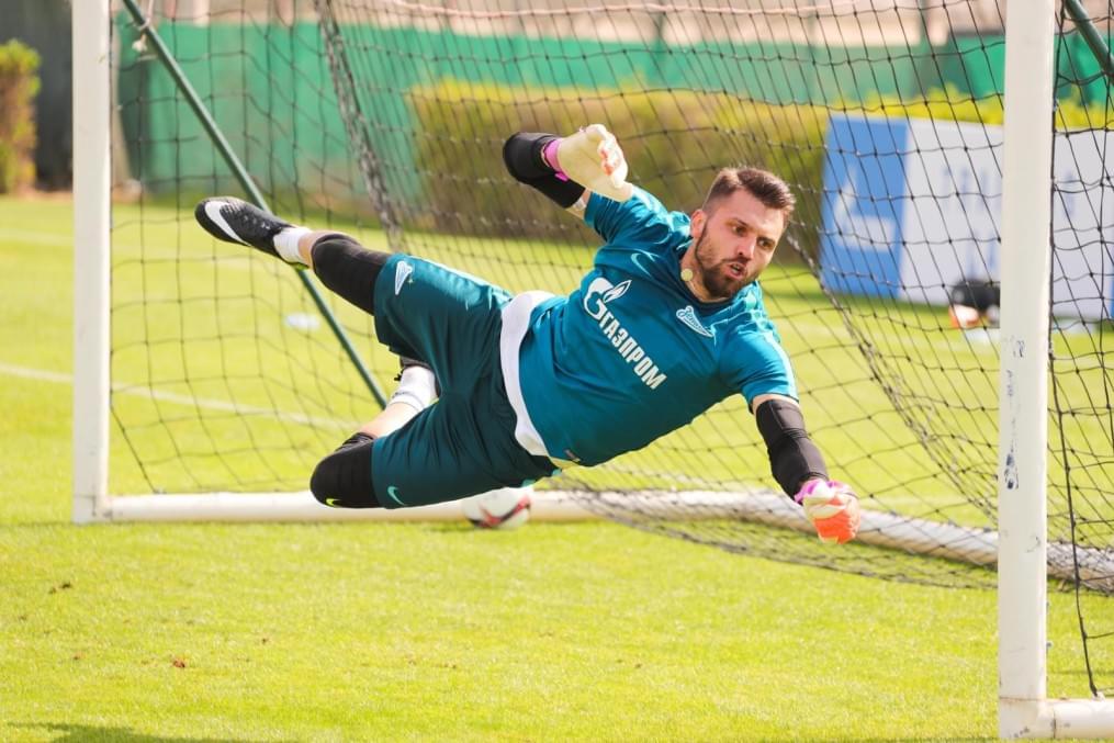 «Газпром»-тренировочные сборы в Дубае: 13 января, утренняя тренировка