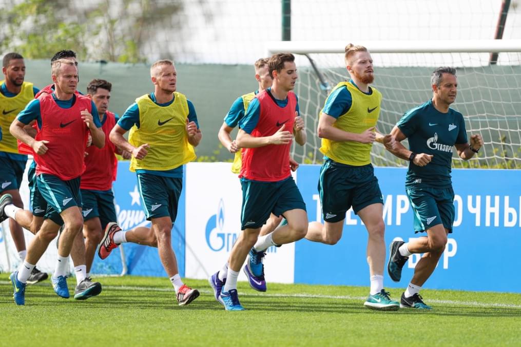 «Газпром»-тренировочные сборы в Дубае: 13 января, утренняя тренировка