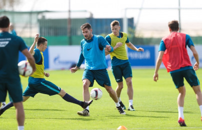 «Газпром»-тренировочные сборы в Дубае: 13 января, утренняя тренировка