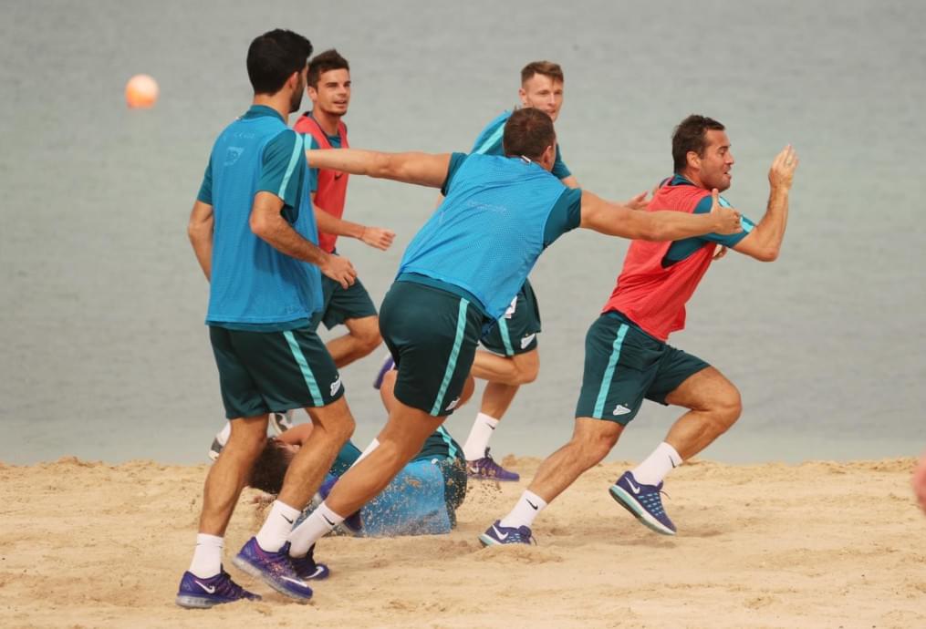 «Газпром»-тренировочные сборы в Дубае: 15 января, утренняя тренировка