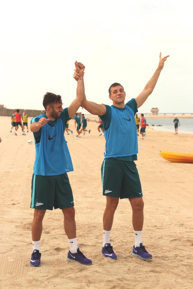 «Газпром»-тренировочные сборы в Дубае: 15 января, утренняя тренировка