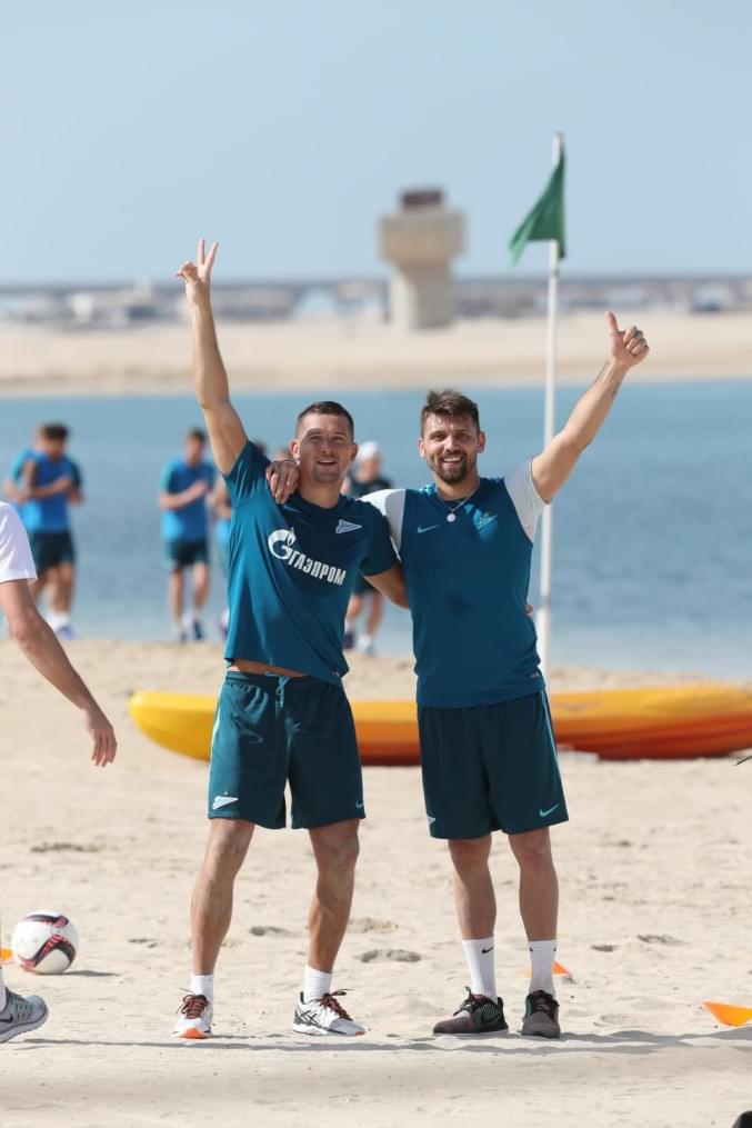 «Газпром»-тренировочные сборы в Дубае: 15 января, утренняя тренировка