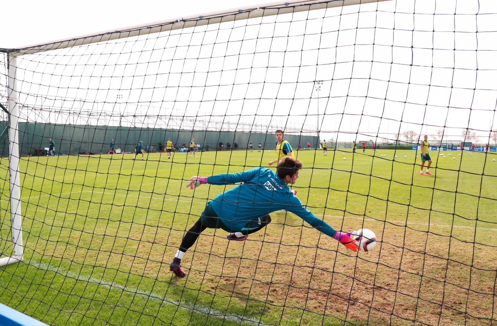 «Газпром»-тренировочные сборы в Дубае: 18 января, утренняя тренировка