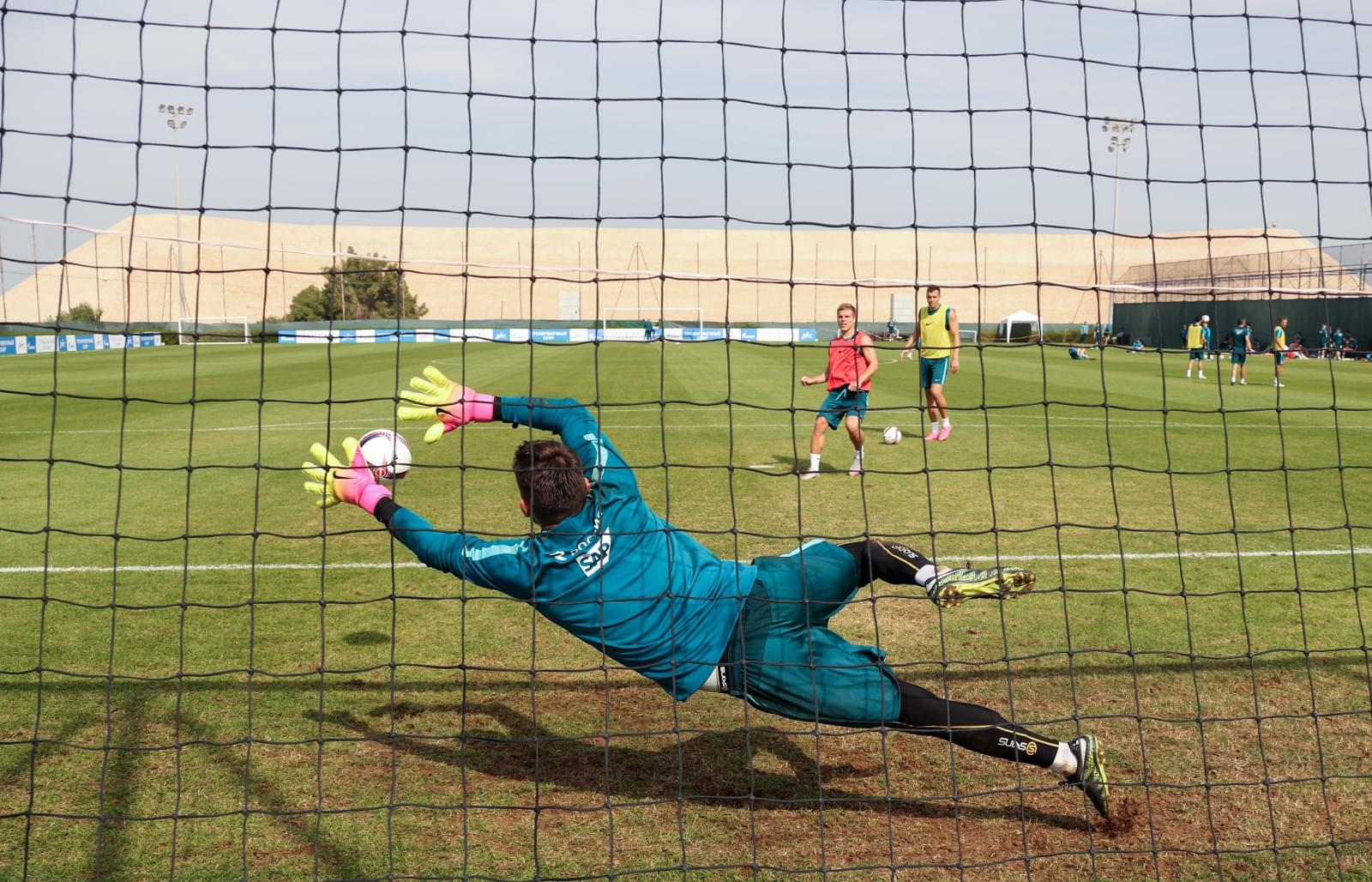 «Газпром»-тренировочные сборы в Дубае: 18 января, утренняя тренировка