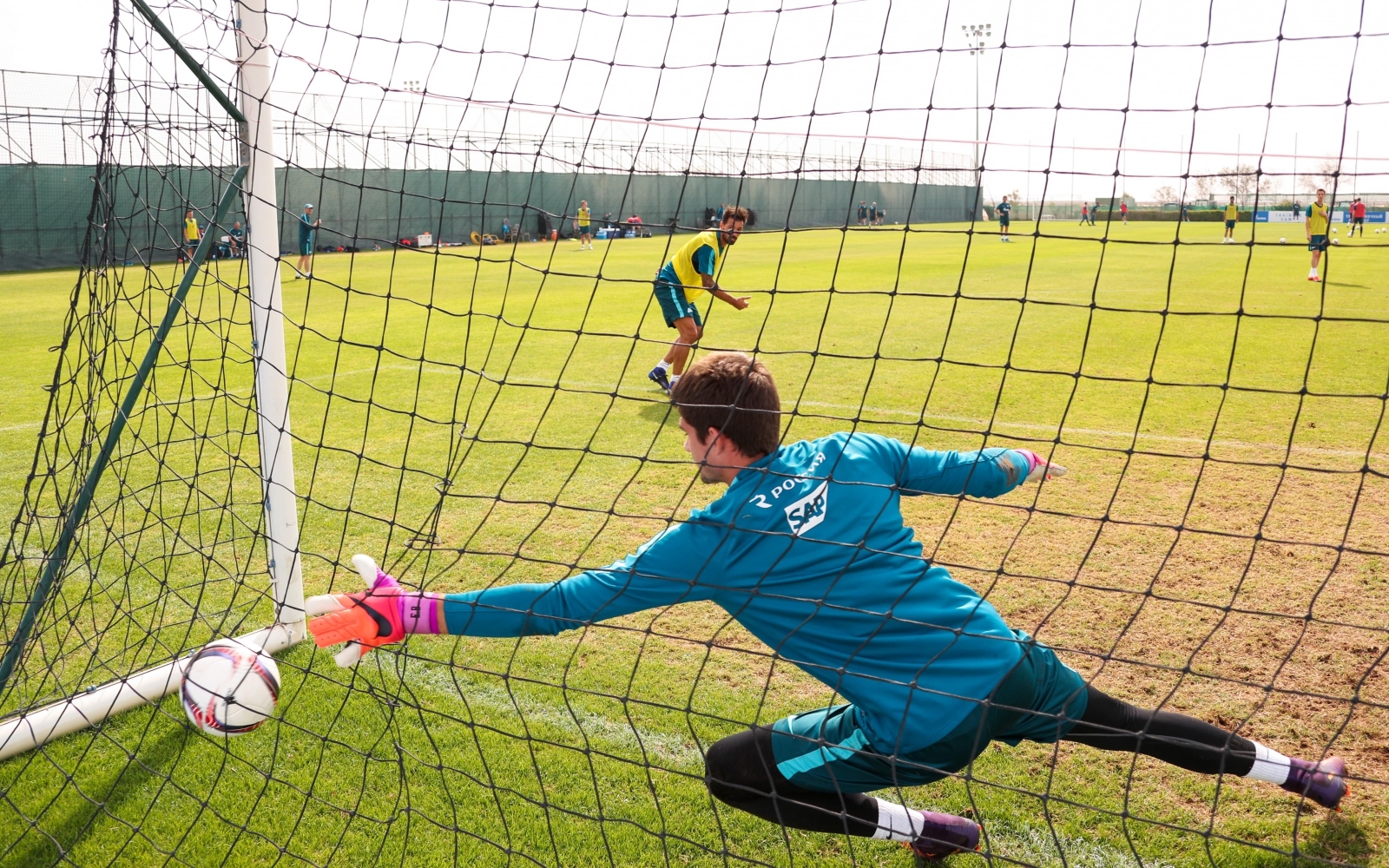 «Газпром»-тренировочные сборы в Дубае: 18 января, утренняя тренировка