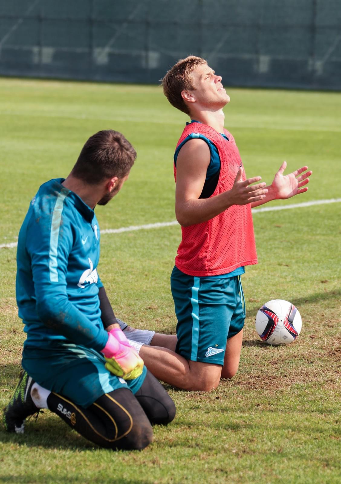 «Газпром»-тренировочные сборы в Дубае: 18 января, утренняя тренировка