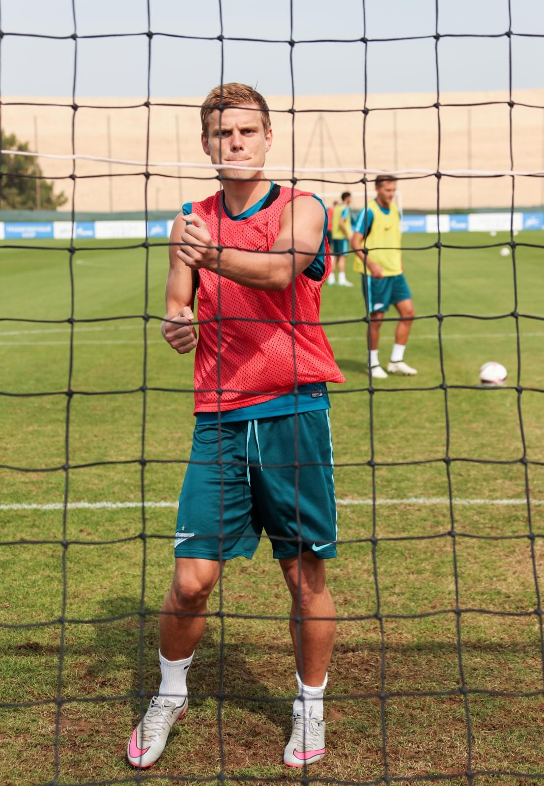 «Газпром»-тренировочные сборы в Дубае: 18 января, утренняя тренировка