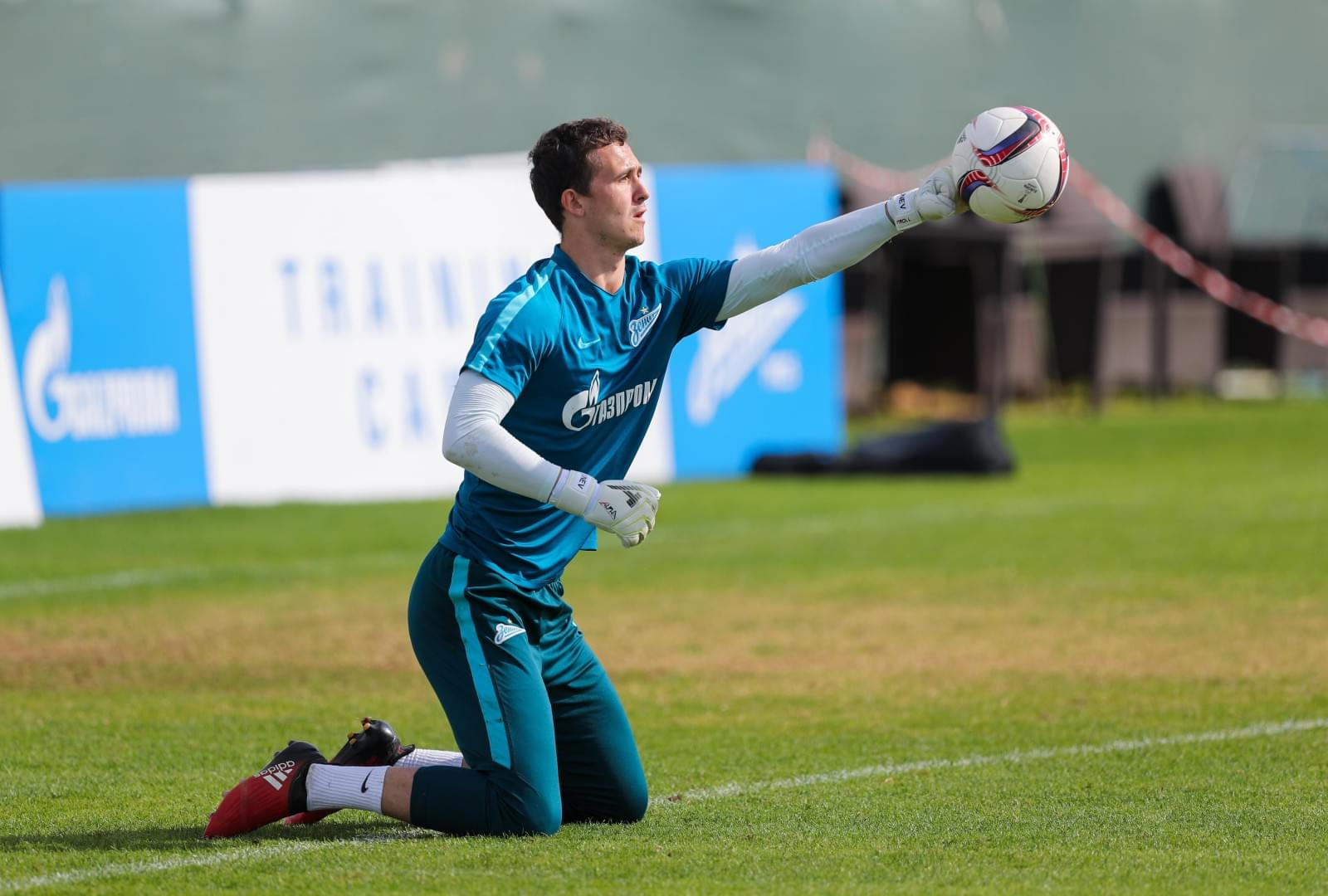 «Газпром»-тренировочные сборы в Дубае: 18 января, утренняя тренировка