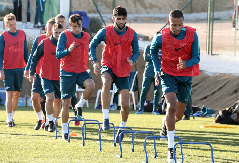 Вторые «Газпром»-тренировочные сборы в Испании: 30 января, вечерняя тренировка