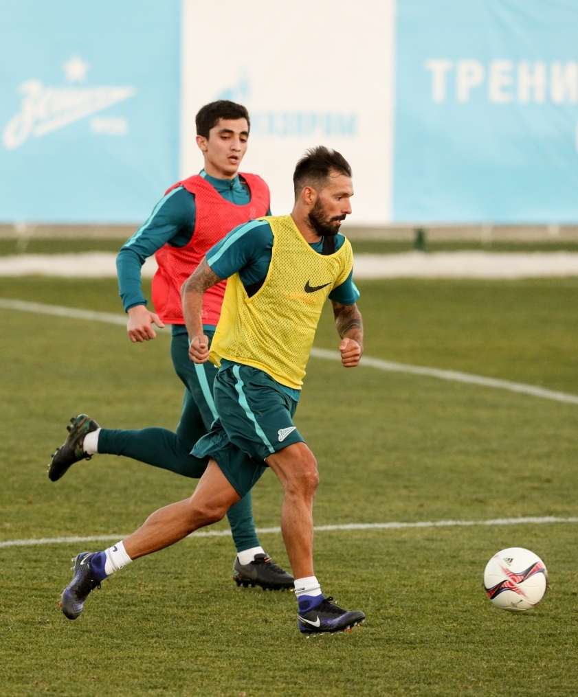 Вторые «Газпром»-тренировочные сборы в Испании: 30 января, вечерняя тренировка