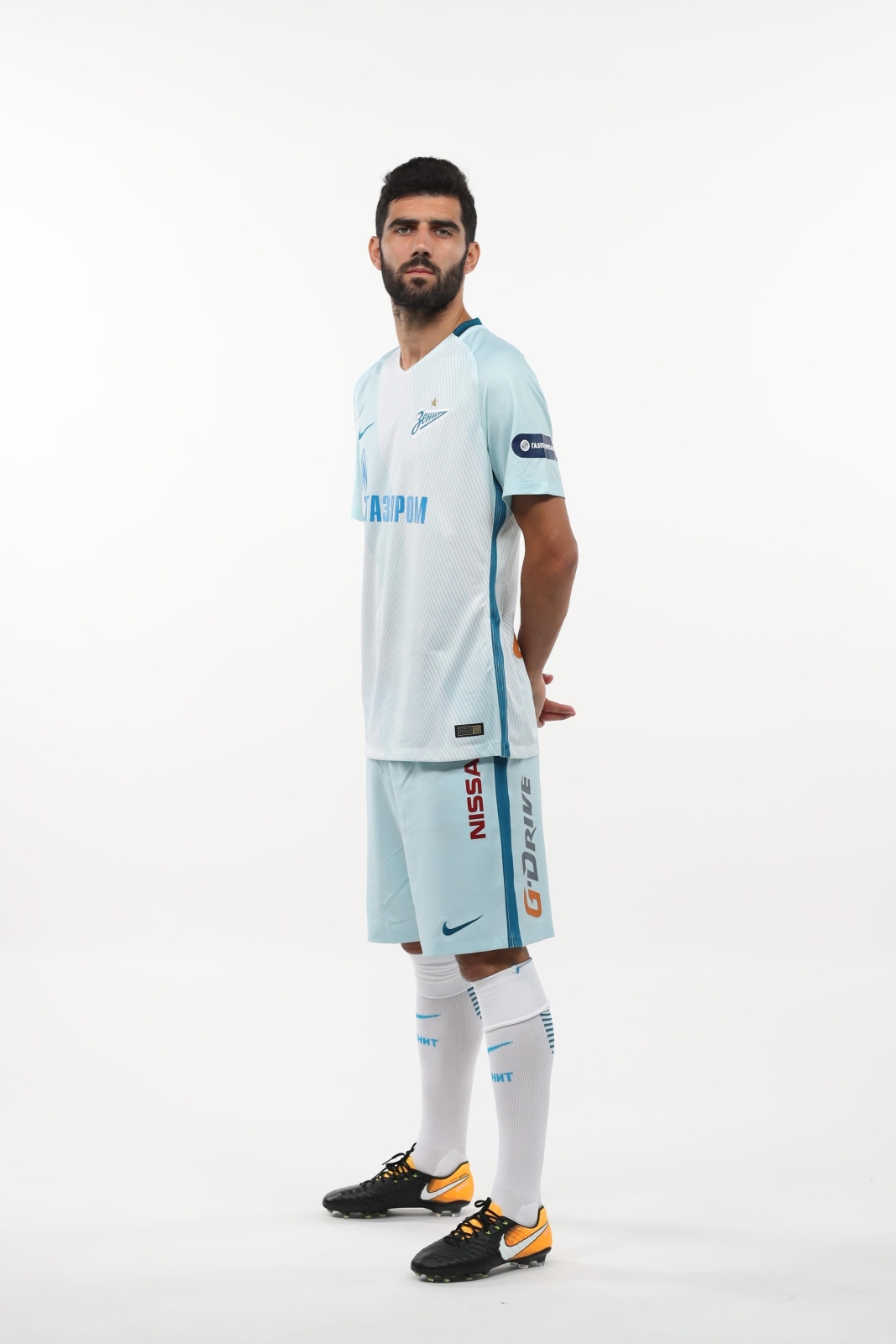 Фотосессия футболистов и тренеров основного состава ФК «Зенит» сезона 2017/2018