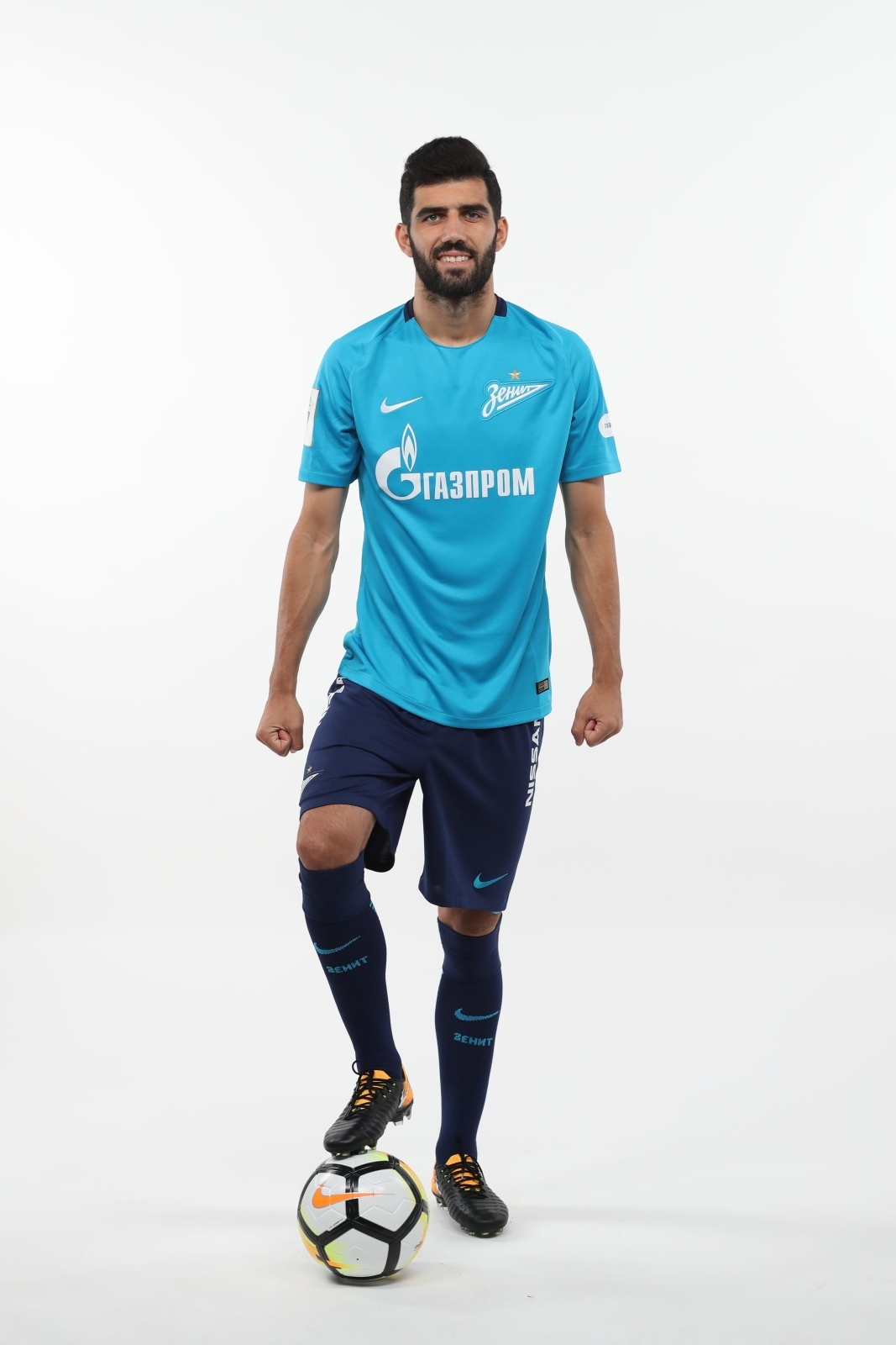 Фотосессия футболистов и тренеров основного состава ФК «Зенит» сезона 2017/2018