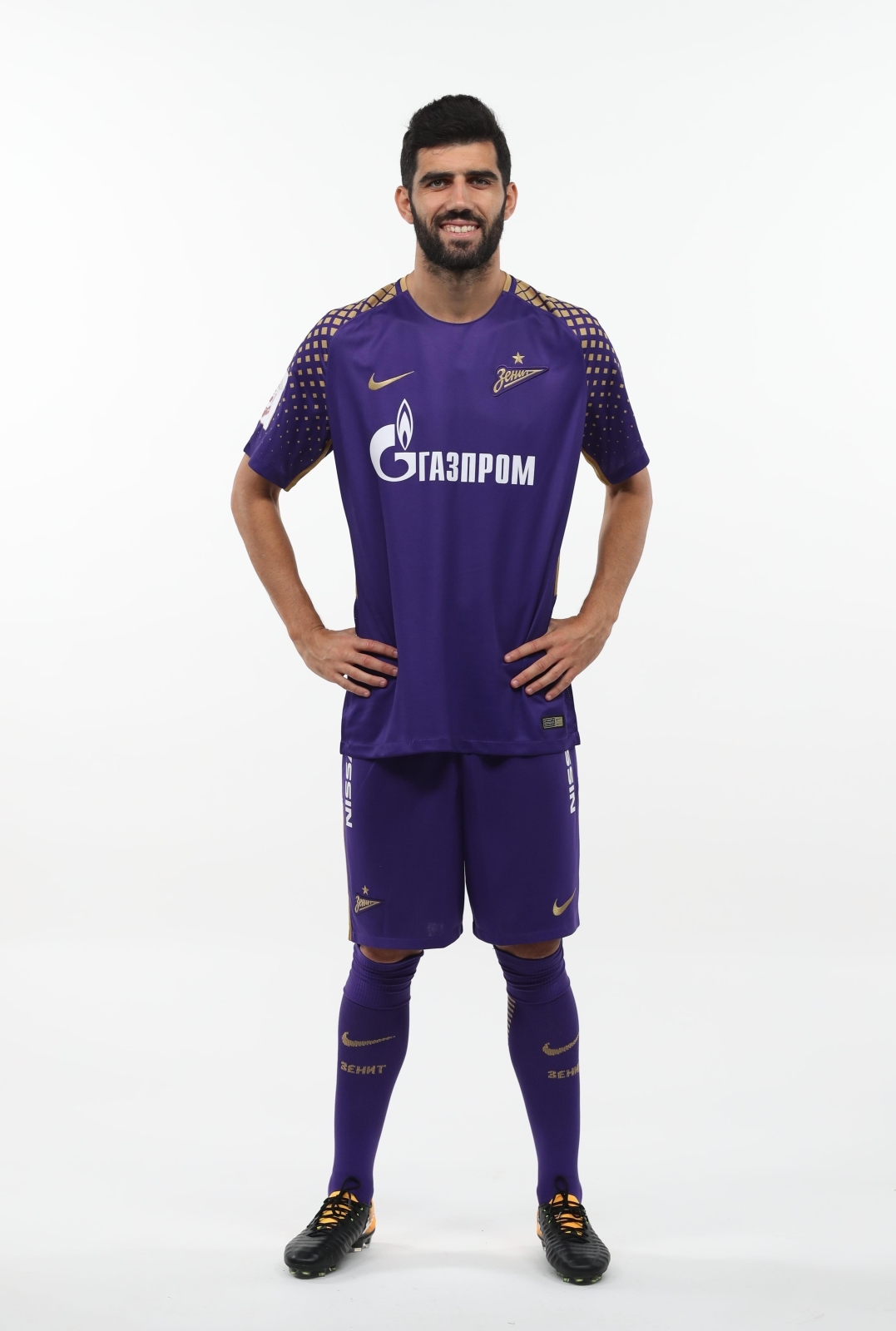 Фотосессия футболистов и тренеров основного состава ФК «Зенит» сезона 2017/2018