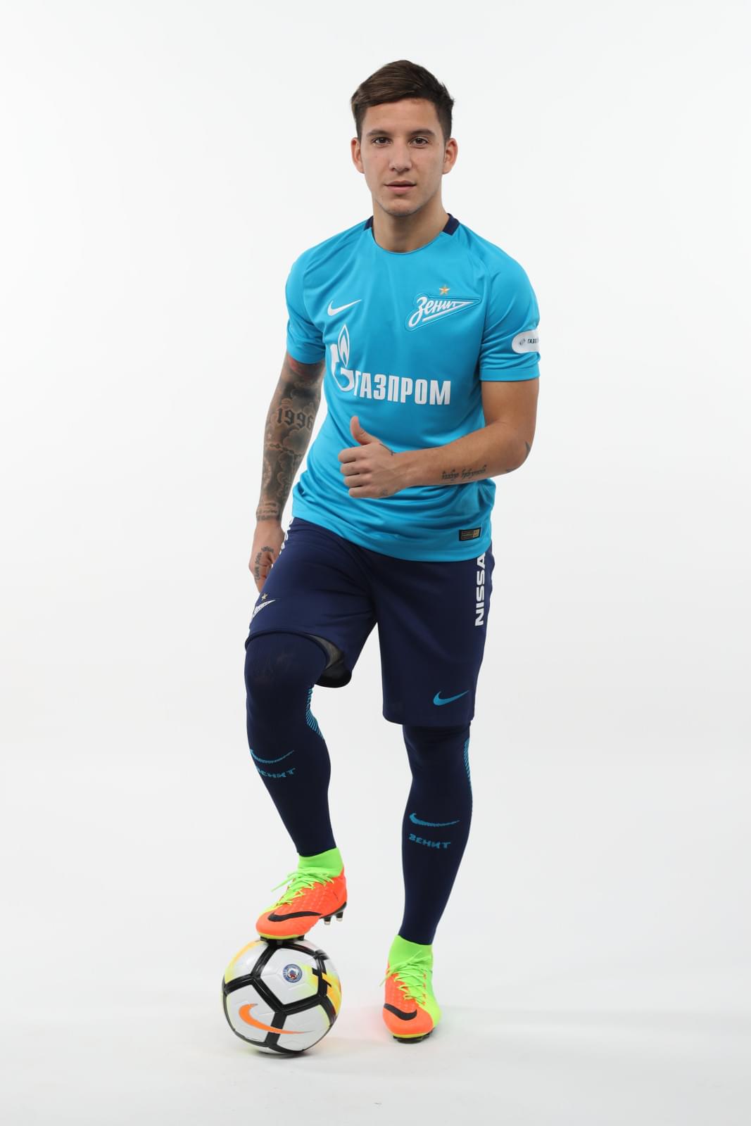 Фотосессия футболистов и тренеров основного состава ФК «Зенит» сезона 2017/2018