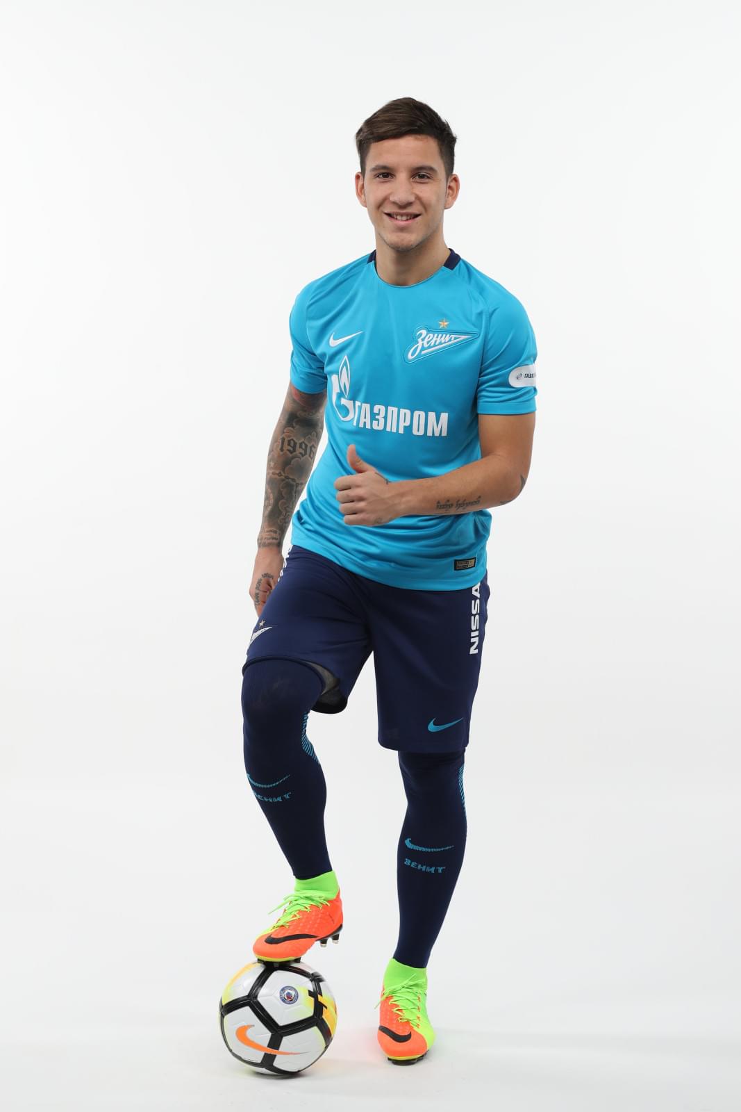 Фотосессия футболистов и тренеров основного состава ФК «Зенит» сезона 2017/2018