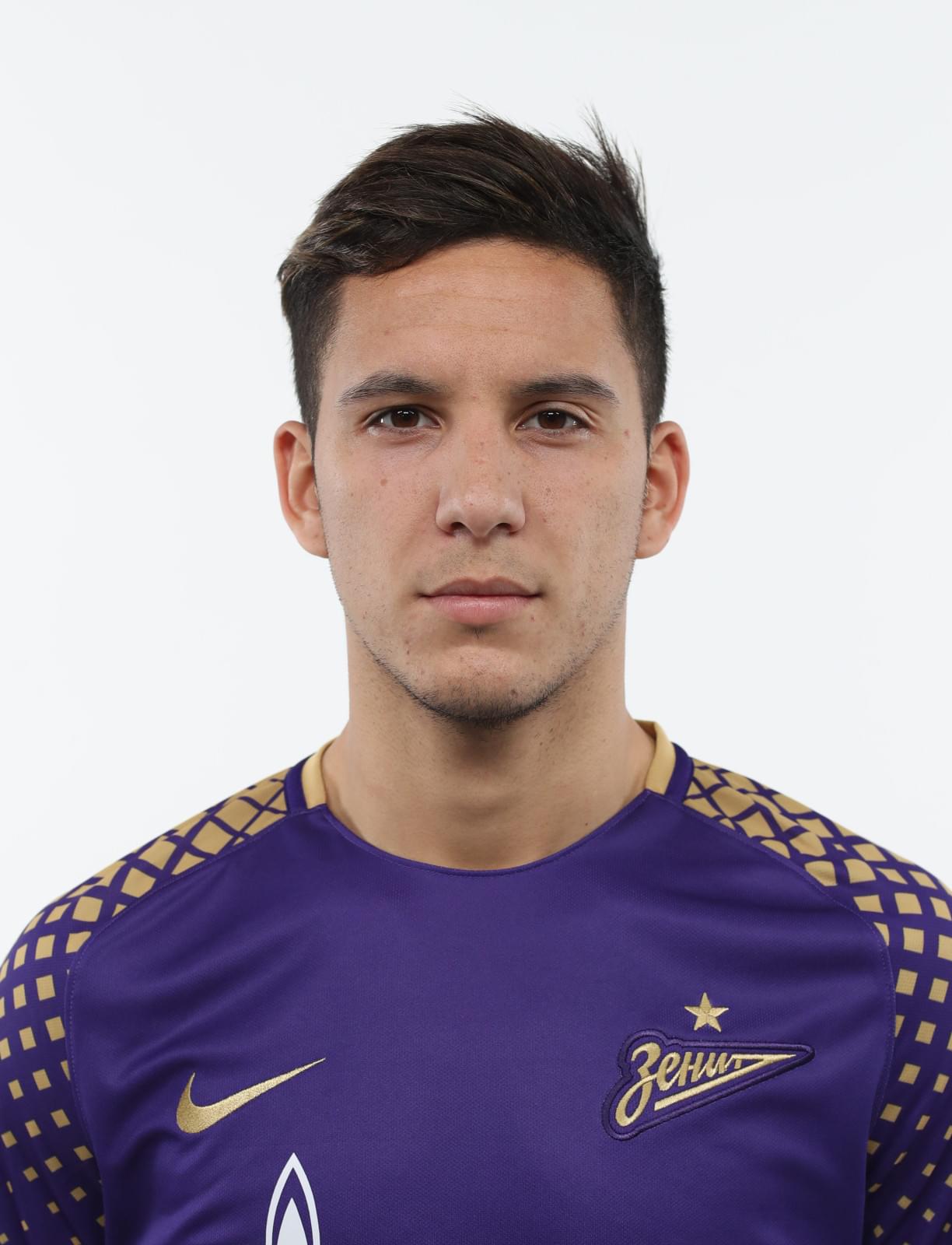 Фотосессия футболистов и тренеров основного состава ФК «Зенит» сезона 2017/2018