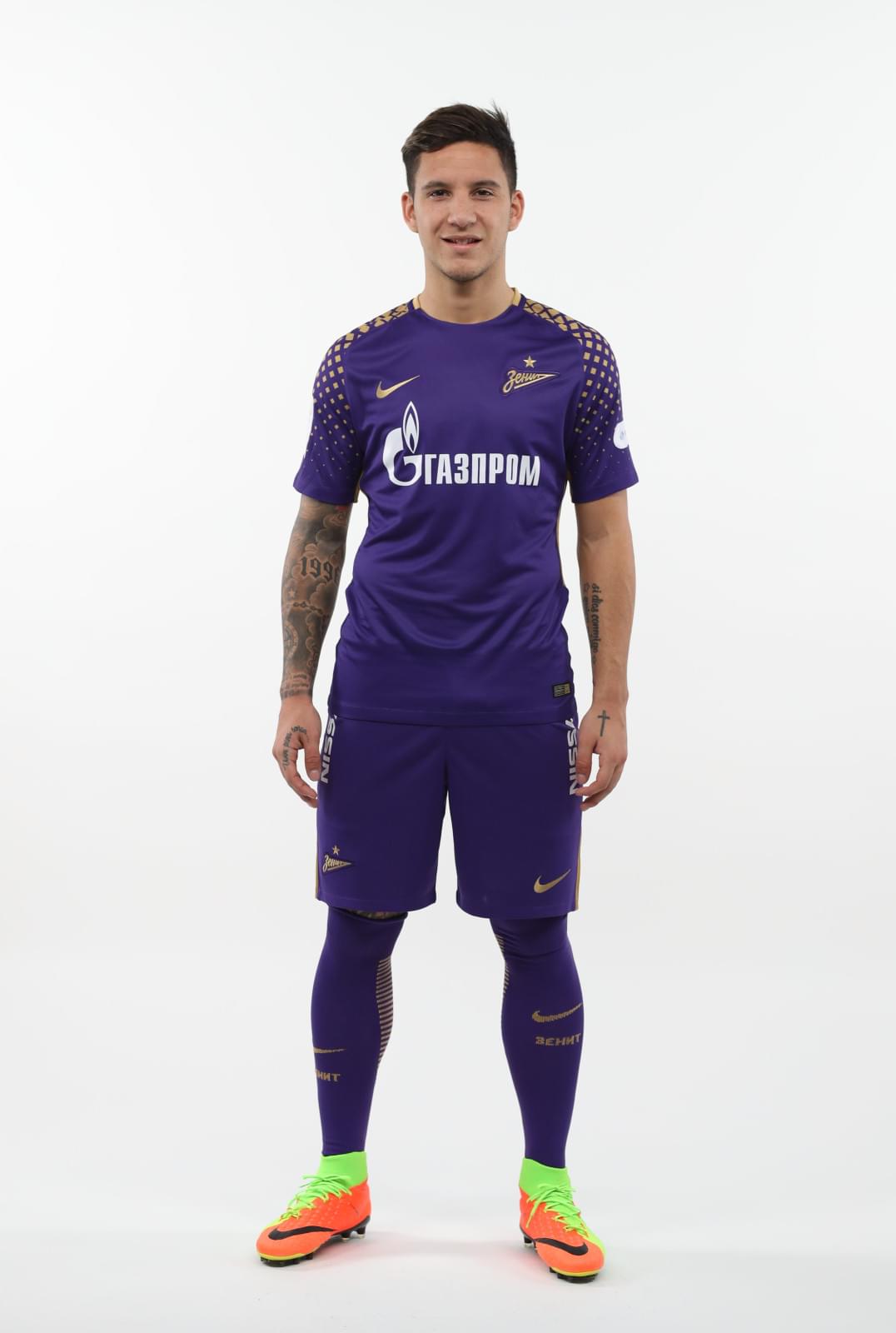 Фотосессия футболистов и тренеров основного состава ФК «Зенит» сезона 2017/2018