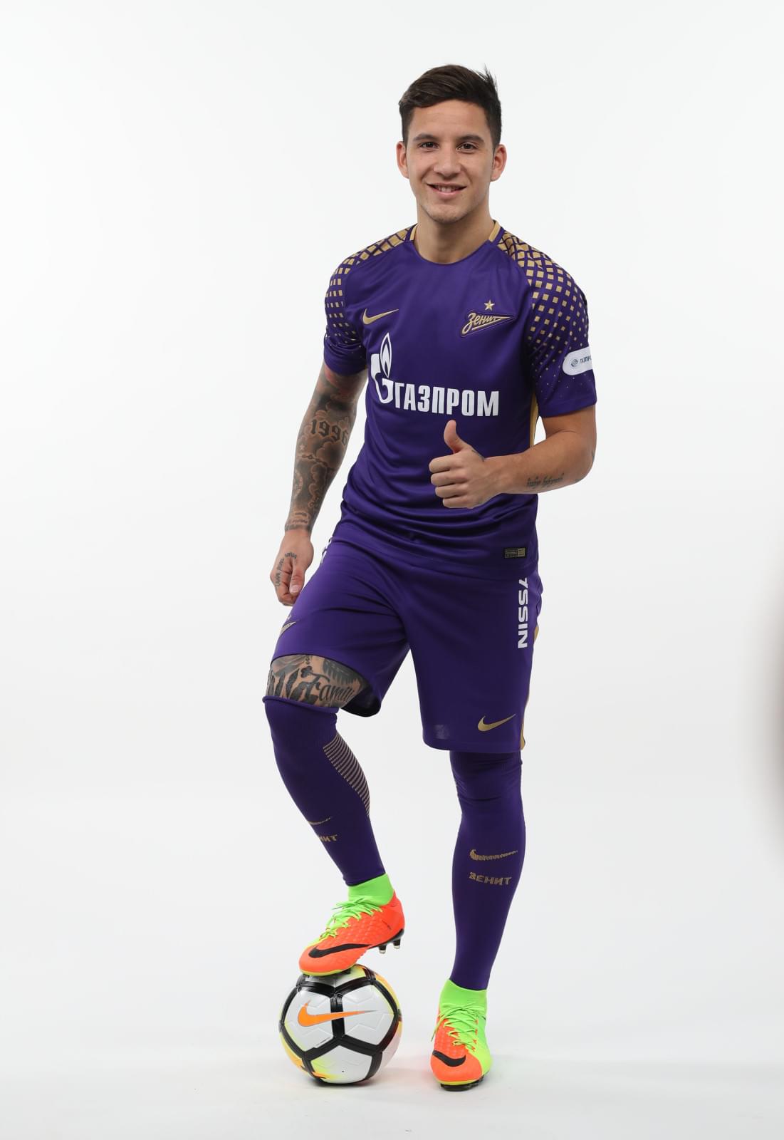 Фотосессия футболистов и тренеров основного состава ФК «Зенит» сезона 2017/2018