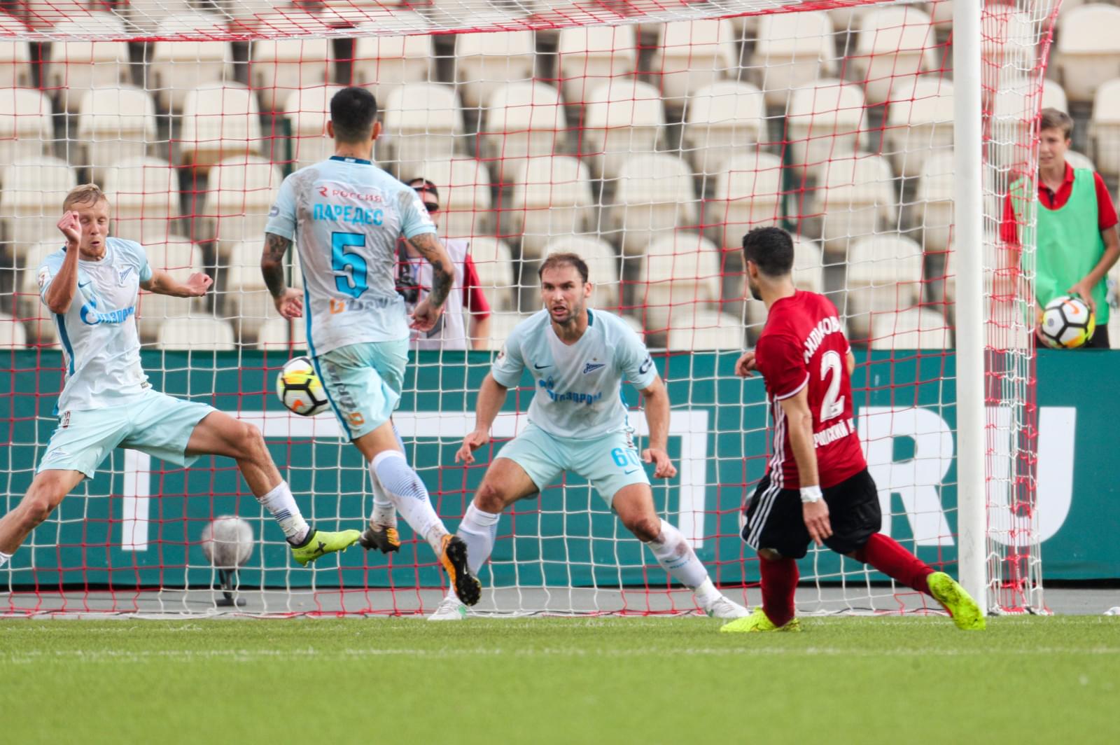 РОСГОССТРАХ-Чемпионат России 2017/18, «Амкар» — «Зенит»