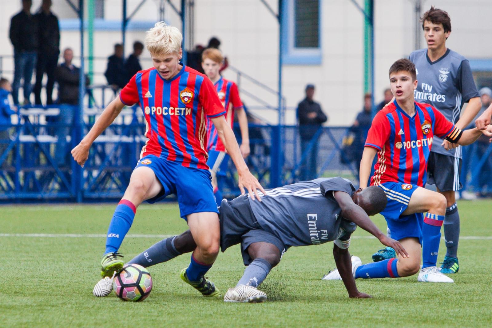 Турнир памяти Юрия Морозова: первый день