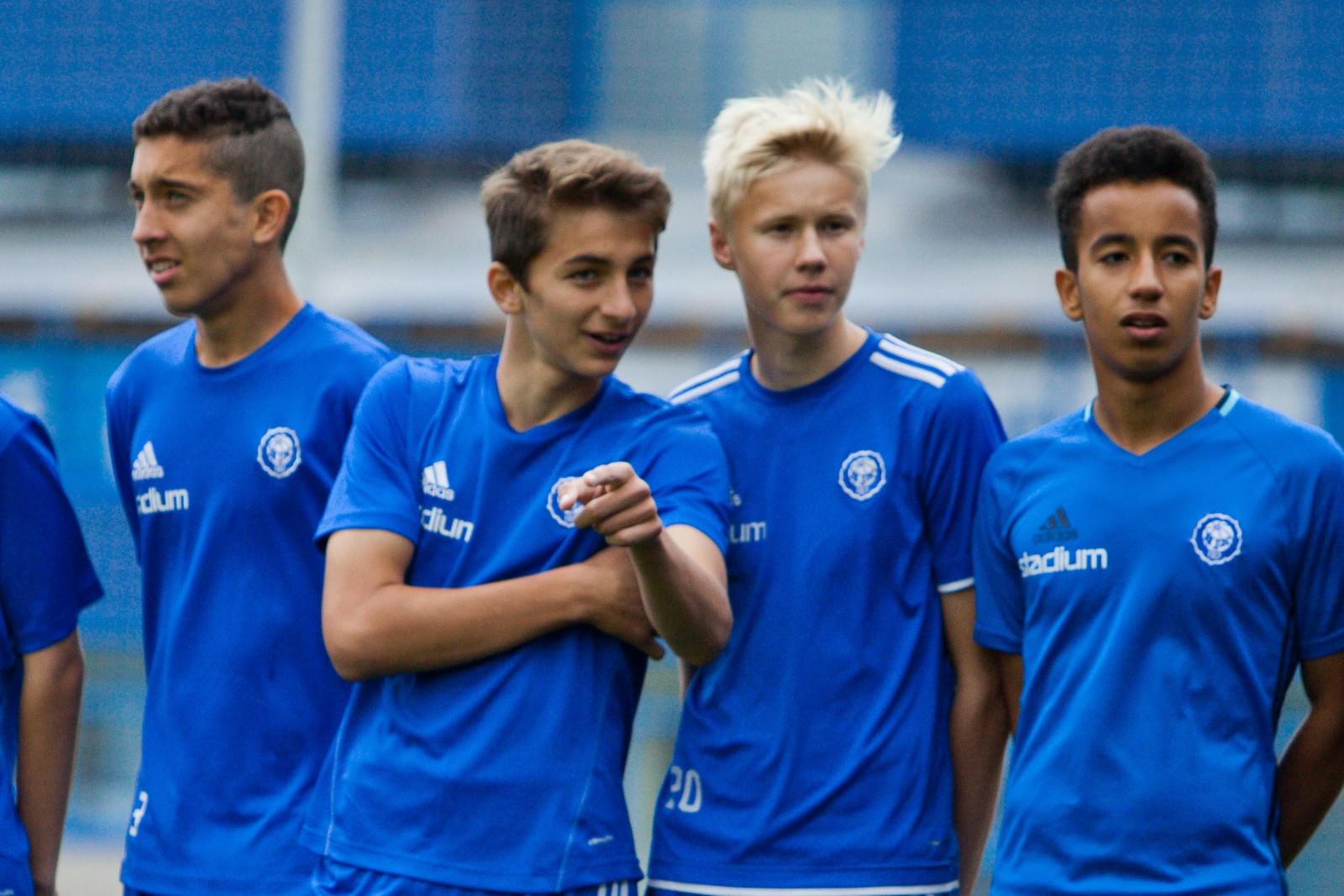 Турнир памяти Юрия Морозова: первый день