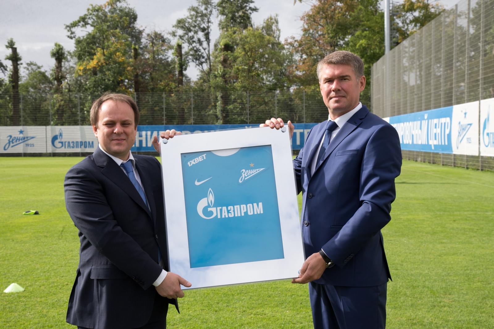 Презентация начала сотрудничества «1хВЕТ» и «Зенит»