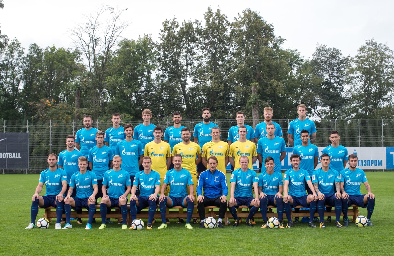 Общекомандная фотосессия ФК «Зенит» cезона-2017/2018