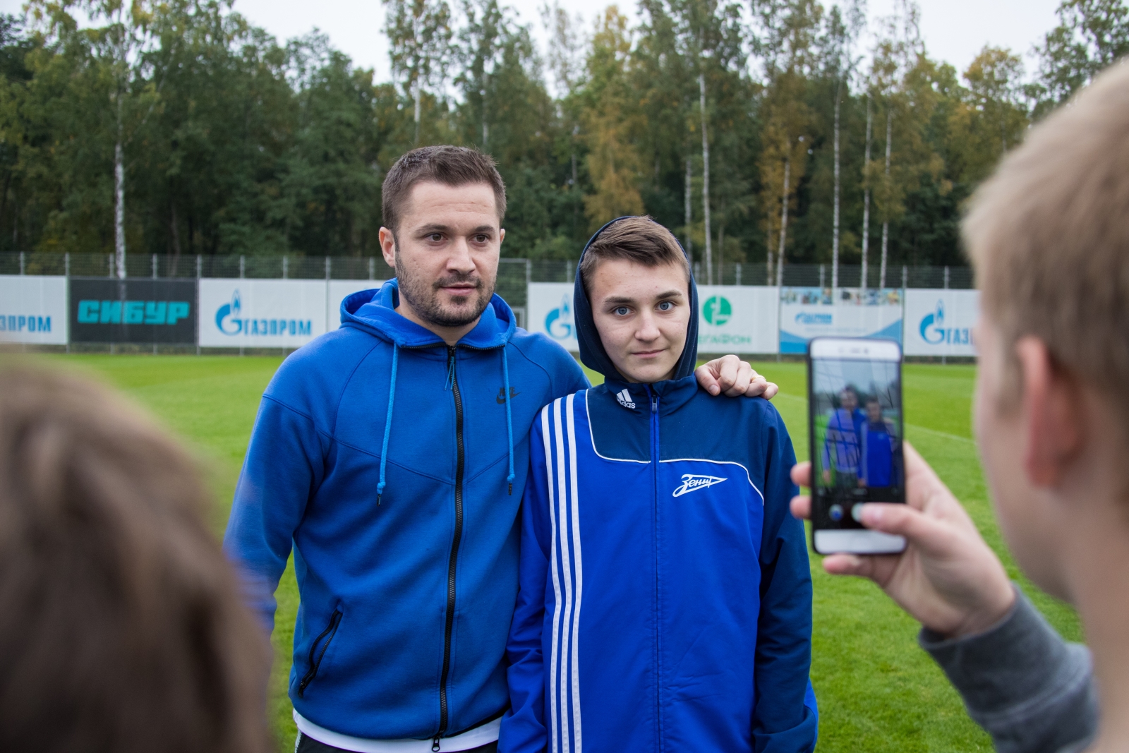 Воспитанники спортивного лагеря «Сосново» побывали в гостях у «Зенита»