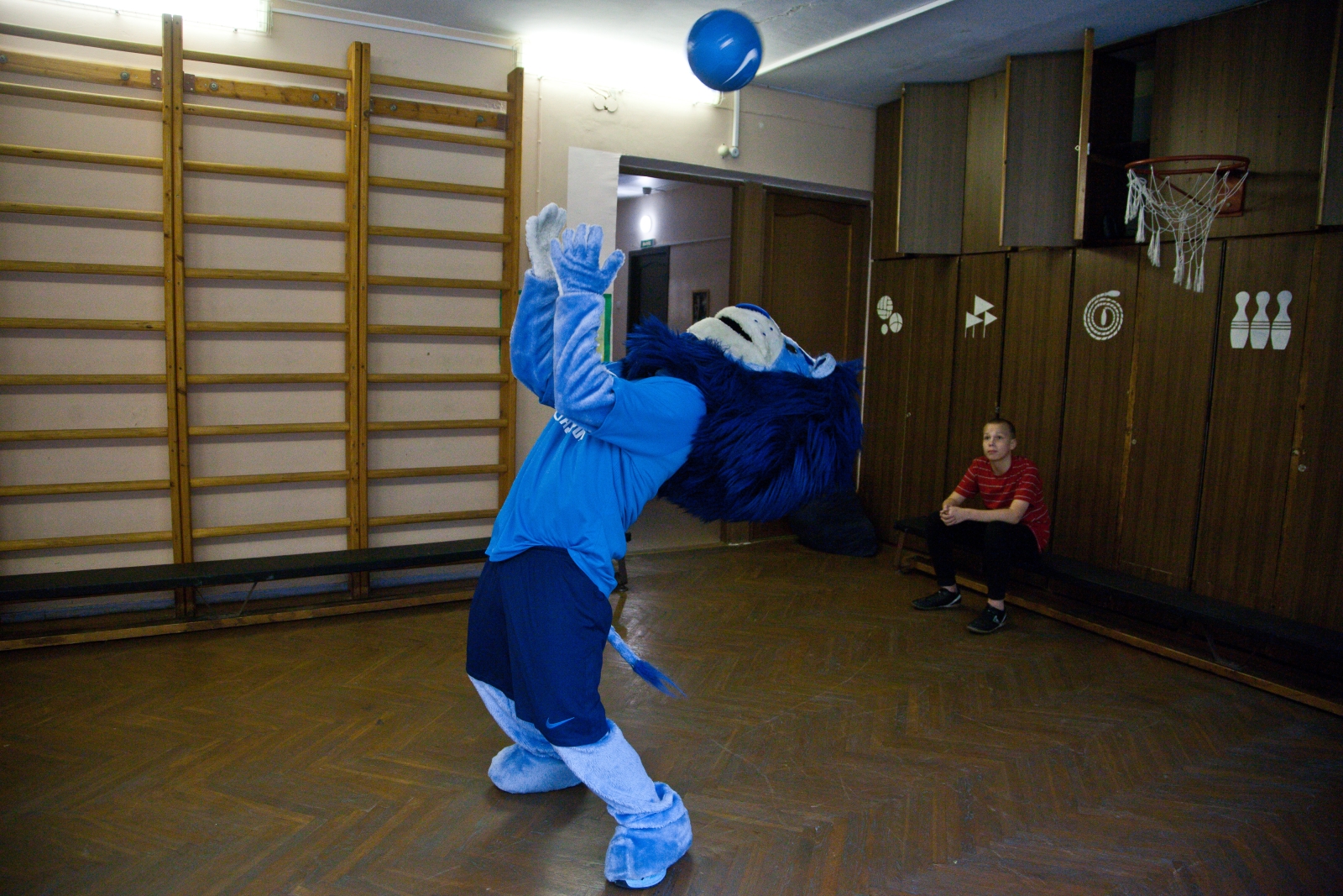 Синегривый Лев в гостях у детей из Детского дома