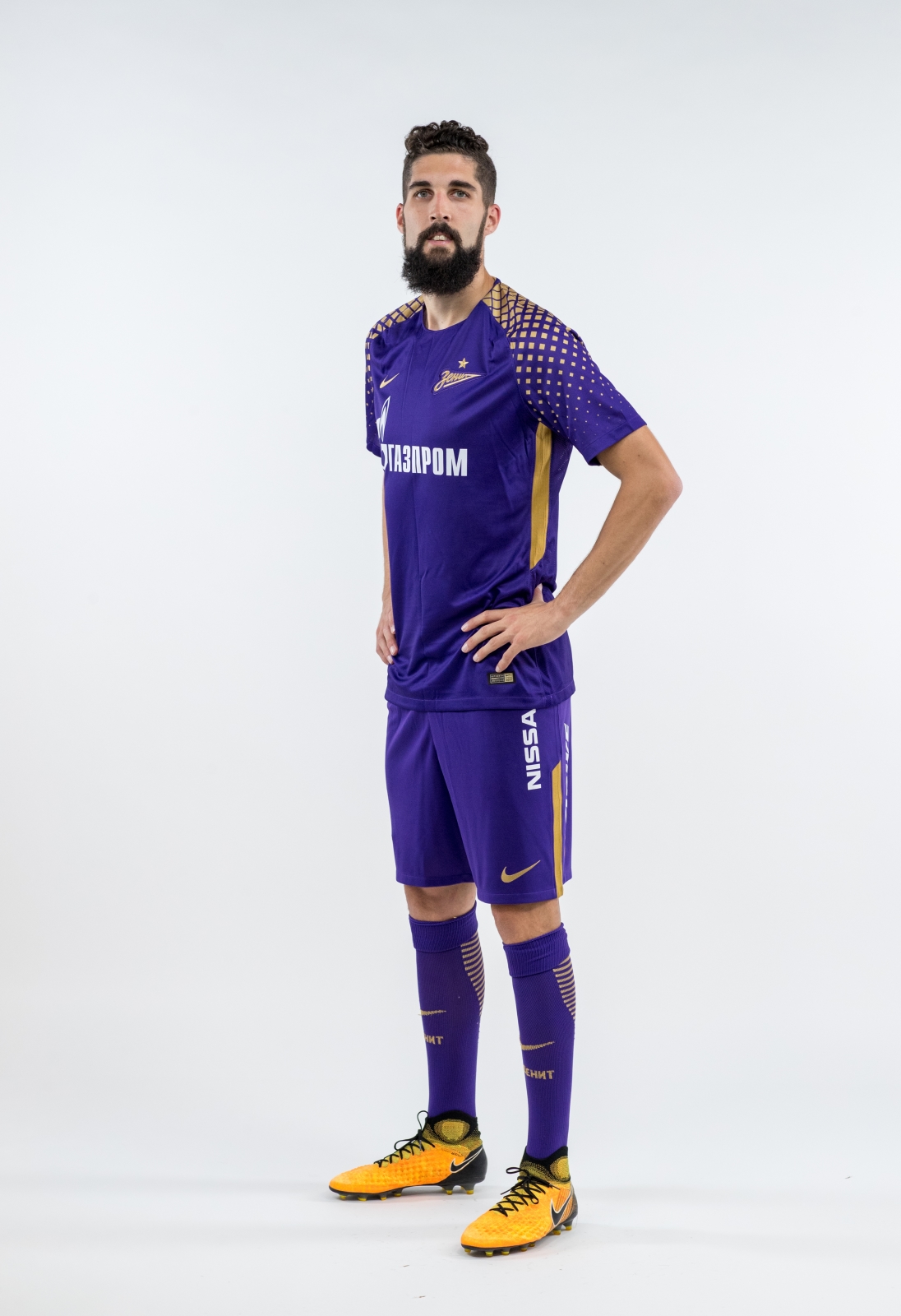 Фотосессия игроков основного состава ФК «Зенит» в новой игровой форме Nike сезона 2017/18