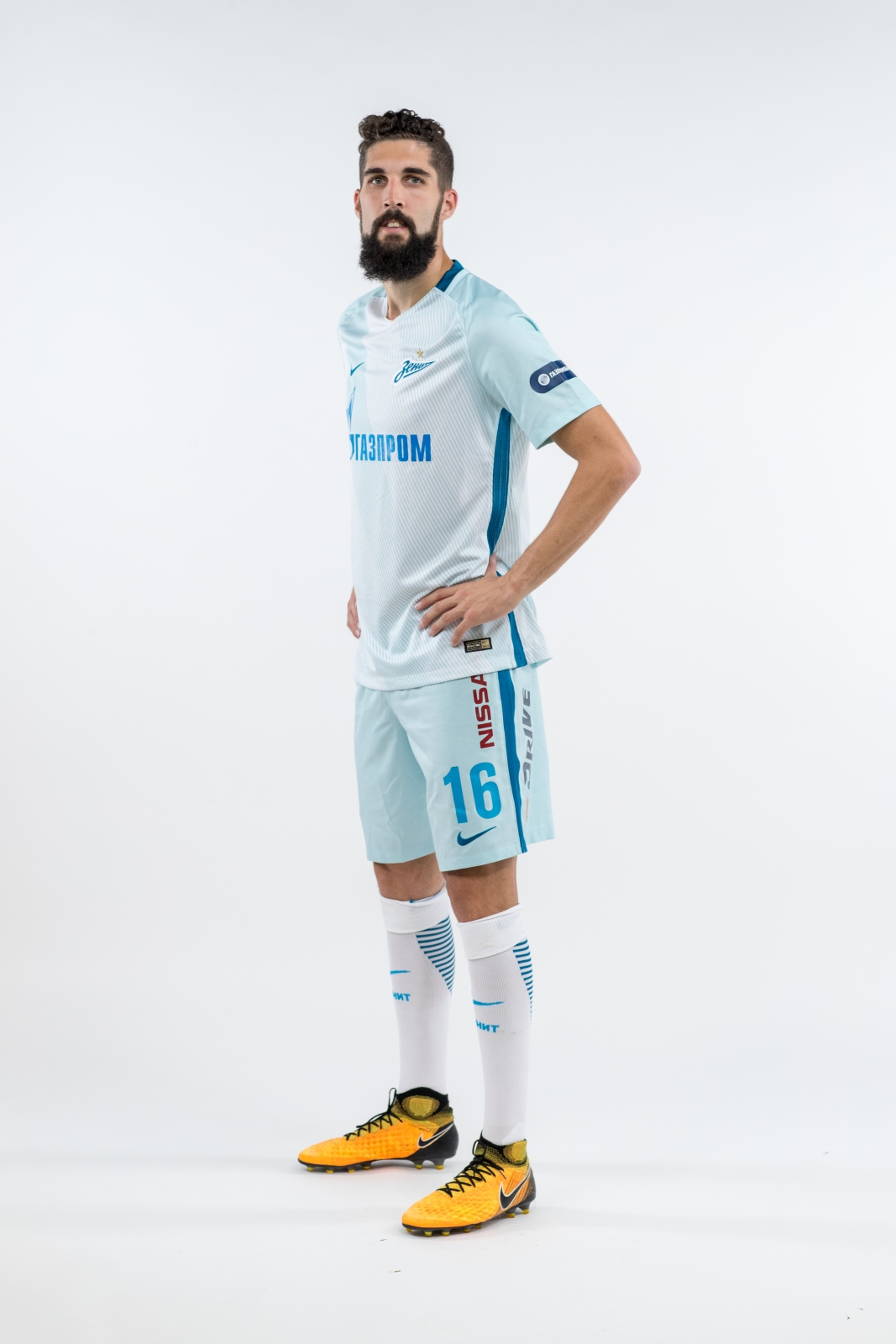 Фотосессия игроков основного состава ФК «Зенит» в новой игровой форме Nike сезона 2017/18