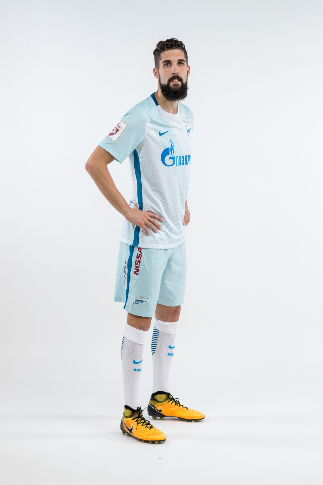 Фотосессия игроков основного состава ФК «Зенит» в новой игровой форме Nike сезона 2017/18