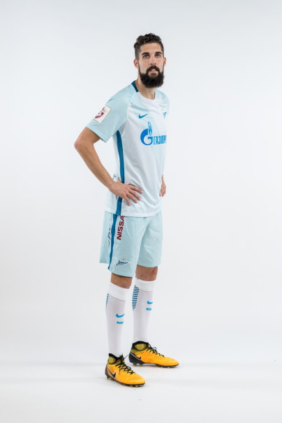 Фотосессия игроков основного состава ФК «Зенит» в новой игровой форме Nike сезона 2017/18